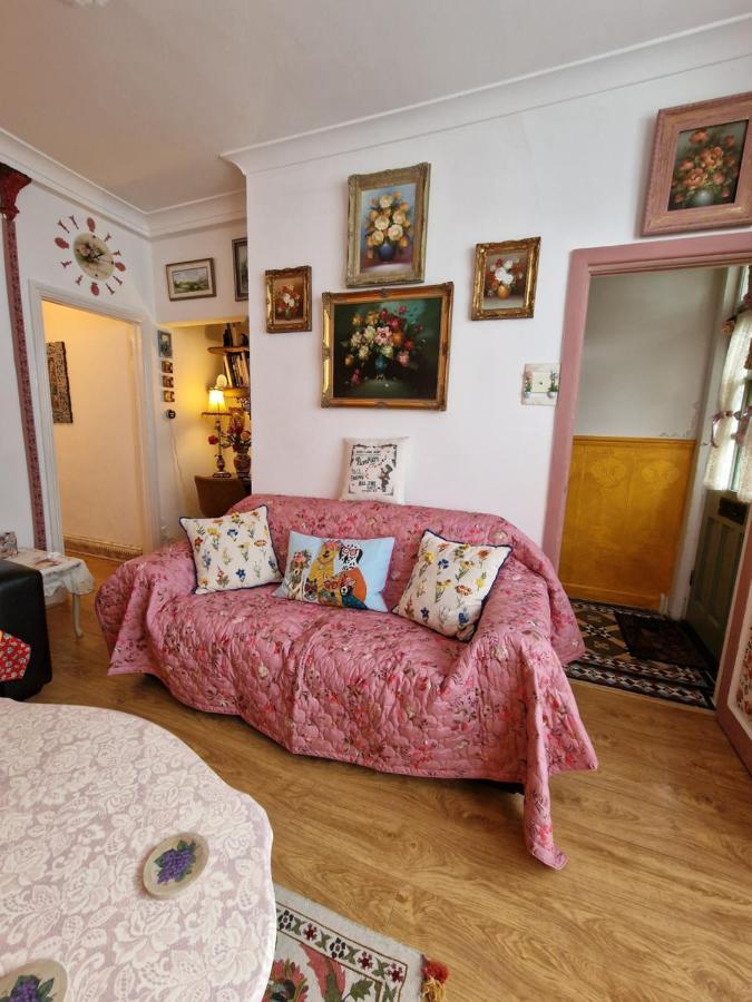 Town Cottage Ground Floor Appartment 브리젠드 외부 사진
