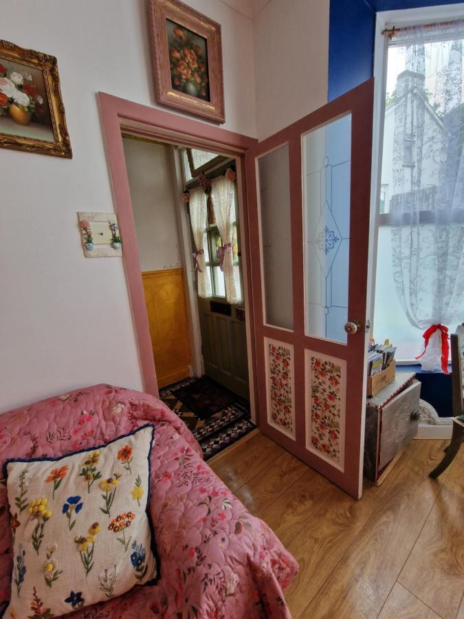Town Cottage Ground Floor Appartment 브리젠드 외부 사진
